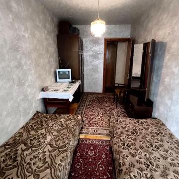 Олександра Поля просп. (Кірова), 56