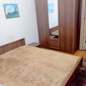 Харківська вул., 25