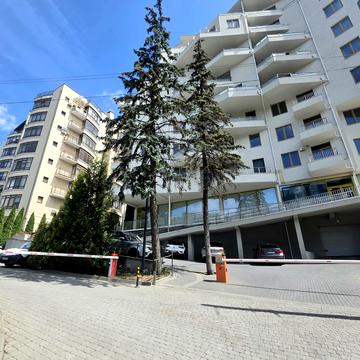 Василя Стуса вул. (Островського), 39