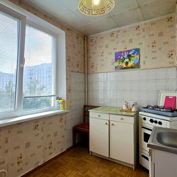 Валентинівська вул., 13б