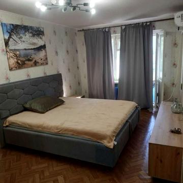 Євгена Танцюри вул. (Генерала Петрова), 5а