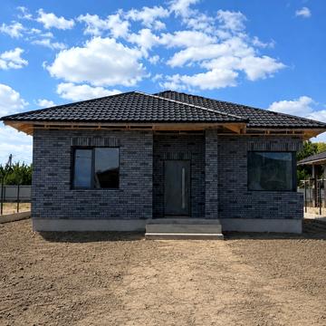 Прилісна