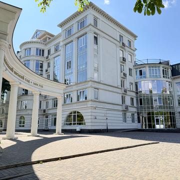 Віталія Грицаєнка просп., 18а