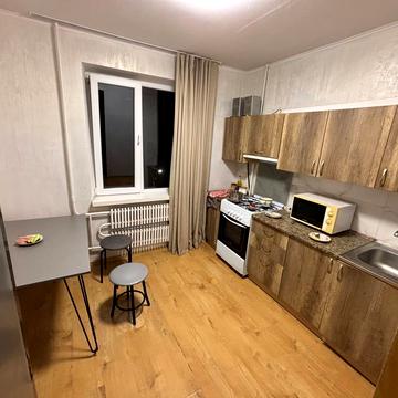 Панаса Мирного вул., 32