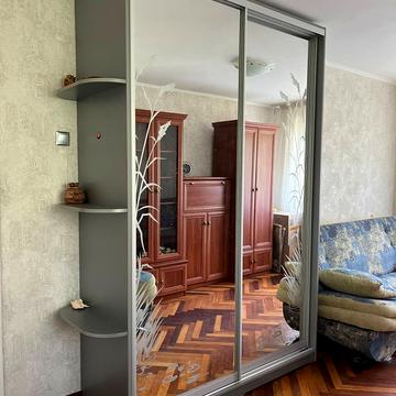Любомира Гузара просп. (Космонавта Комарова), 4