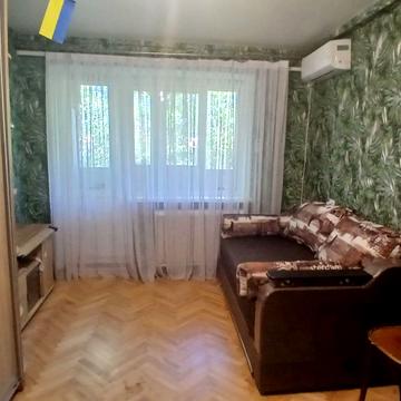 Метробудівська вул., 6