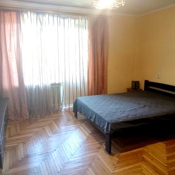 Широка вул., 70