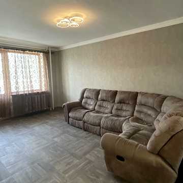 Велика Набережна вул. (50-річчя СРСР), 41