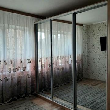 Петропавлівська вул., 11