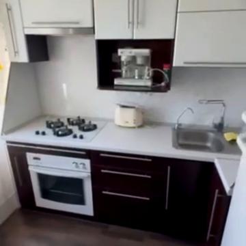 Варненська вул., 7