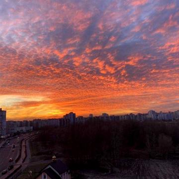 Героїв Дніпра вул., 6