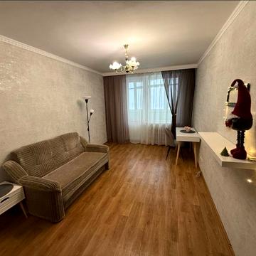 Тракторобудівників просп., 63