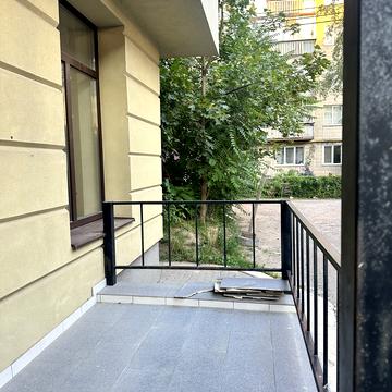 Січових Стрільців вул., 14