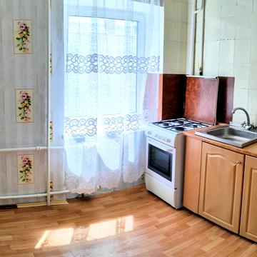 Степана Бандери вул., 33а