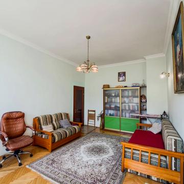 Личаківська вул. (), 117