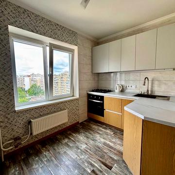 Архітектора Вербицького вул., 26