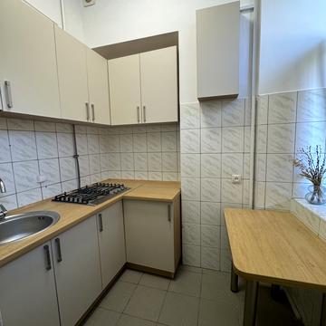 Пантелеймона Куліша вул., 25б