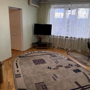 Степана Бандери пров., 9