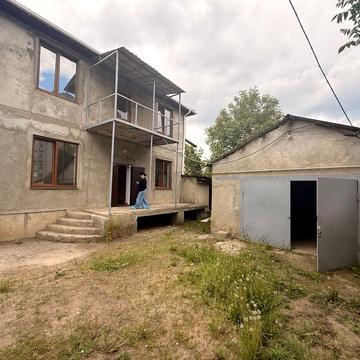 Зелена вул.