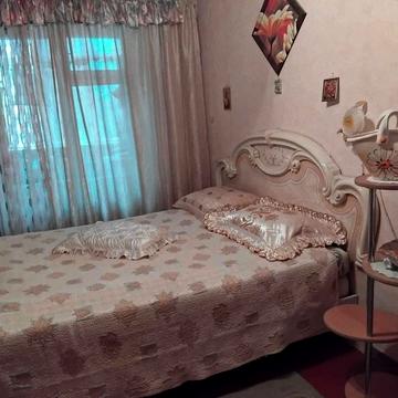 Тополина вул., 13