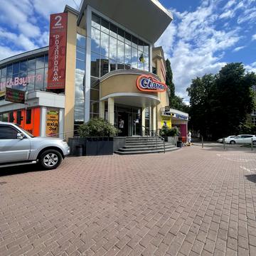 Ярослава Івашкевича вул., 6