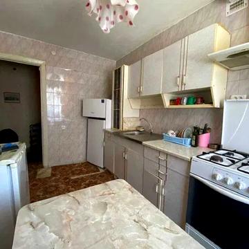 Юрія Побєдоносцева бульв., 7