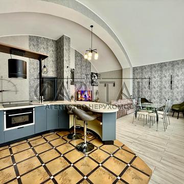 Володимира Івасюка просп. (Героїв Сталінграду), 6