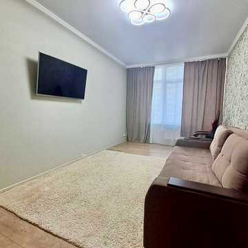 Валерія Самофалова вул. (Каманіна), 16-А/5