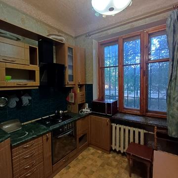 Михайла Гончаренка вул., 21