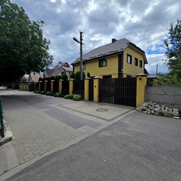 Безіменна вул.