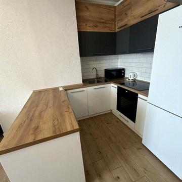 Митрополита Василя Липківського вул. (Урицького), 37-Б