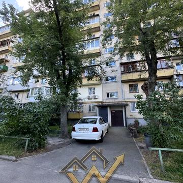 Дніпровська набережна вул., 9-А