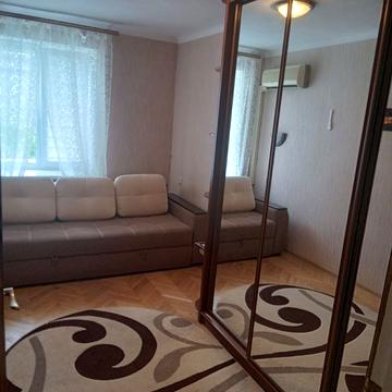 Євгена Коновальця вул. (Щорса), 15 к1