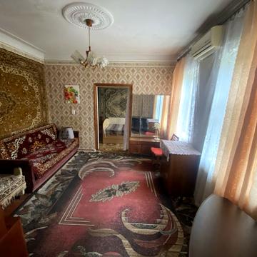 Черняхівського вул., 68а