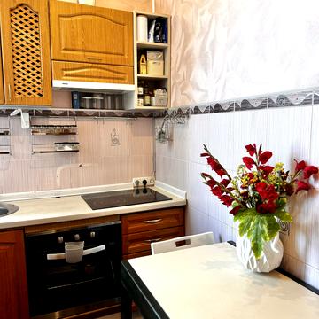 Юрківська вул., 37