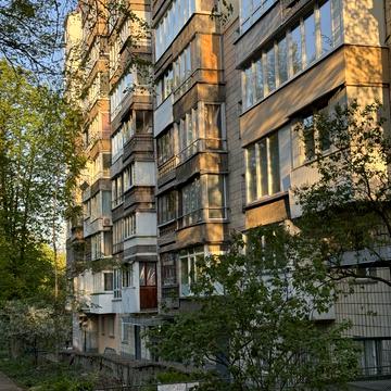 Митрофана Довнар-Запольського вул., 6