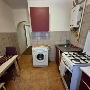 Ярослава Гашека вул., 18