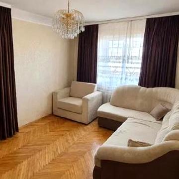Олександра Архипенка вул. (Мате Залки), 4