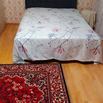 Гната Юри вул., 9