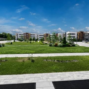 4-й Леоніда Каденюка пров. (4-й Комарова), (Будинок)