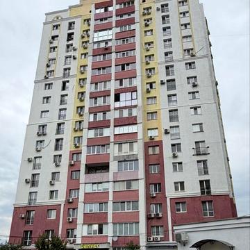 Гвардійців-Широнінців вул., 30