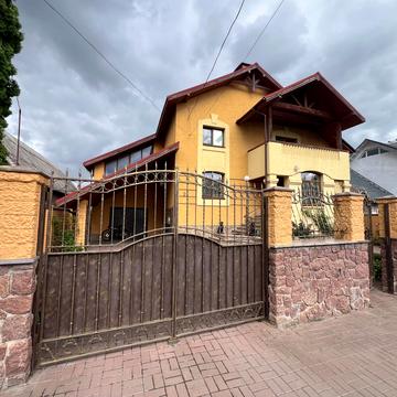 1-й Новогоголівський пров.