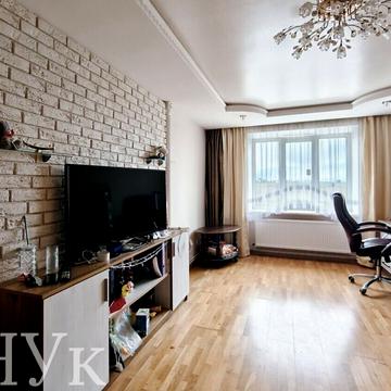 Сергія Корольова вул., 5