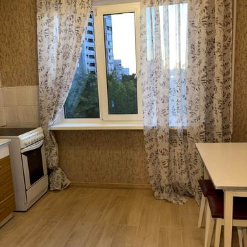 Академіка Заболотного вул., 12