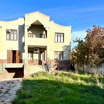 Купріна вул., 48г