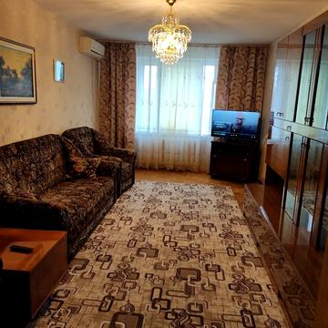 Володимира Івасюка просп. (Героїв Сталінграду), 20-А