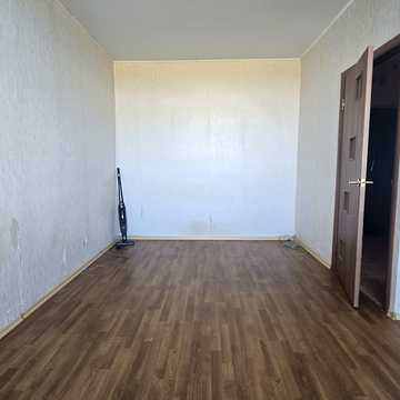 Торгова вул., 1