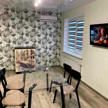 Миру вул., 61