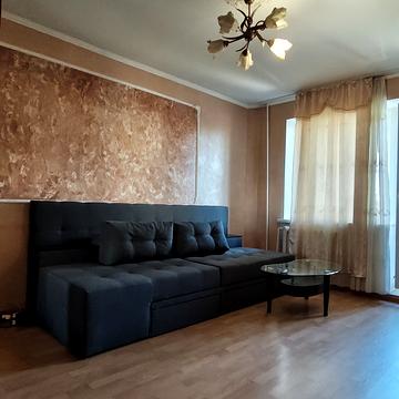 Анатолія Кос-Анатольського вул., 12