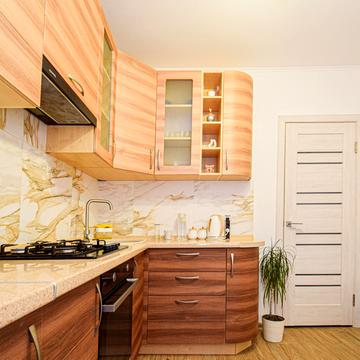 Леся Курбаса вул., 4